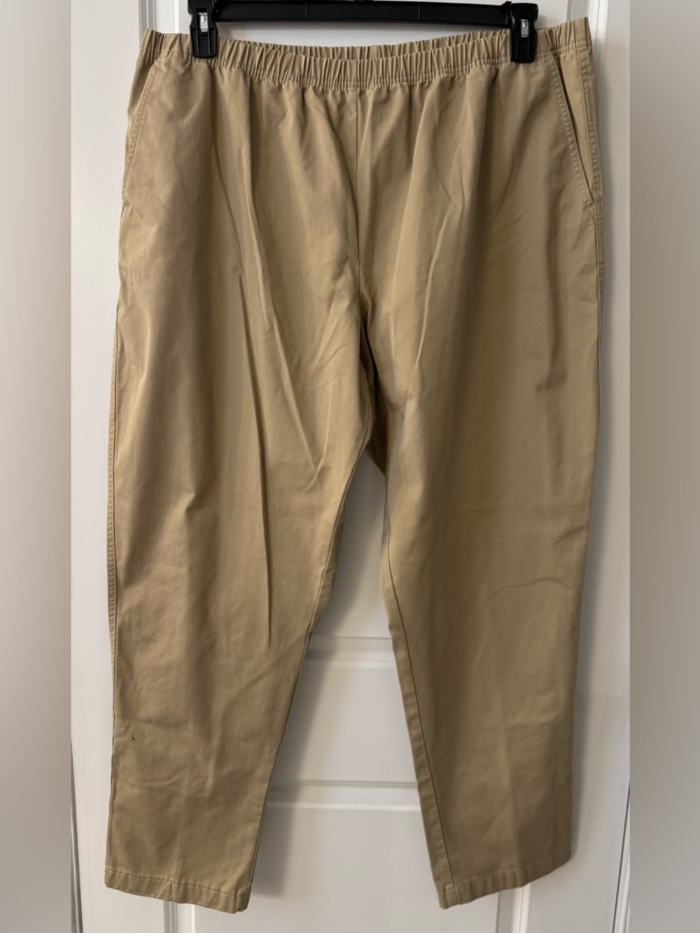 #z134 Lands’ End High-Rise Straight Leg Elastic Waistband Flat Front Chino Pants